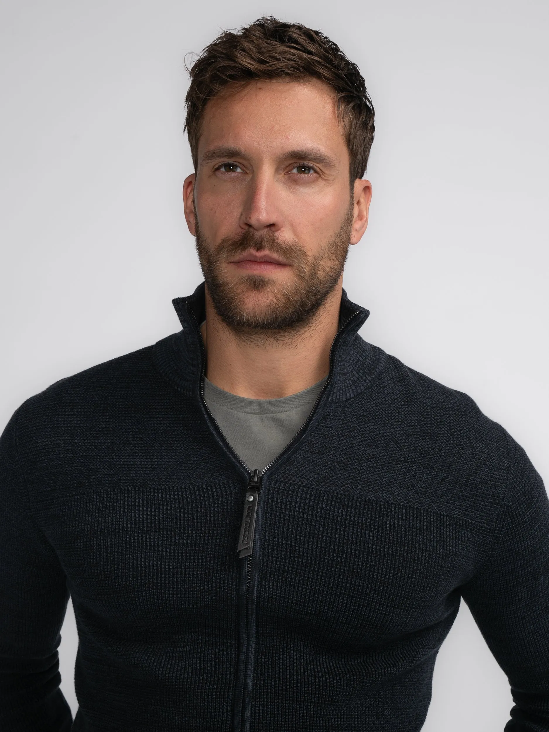 Knitted Cardigan Nulato