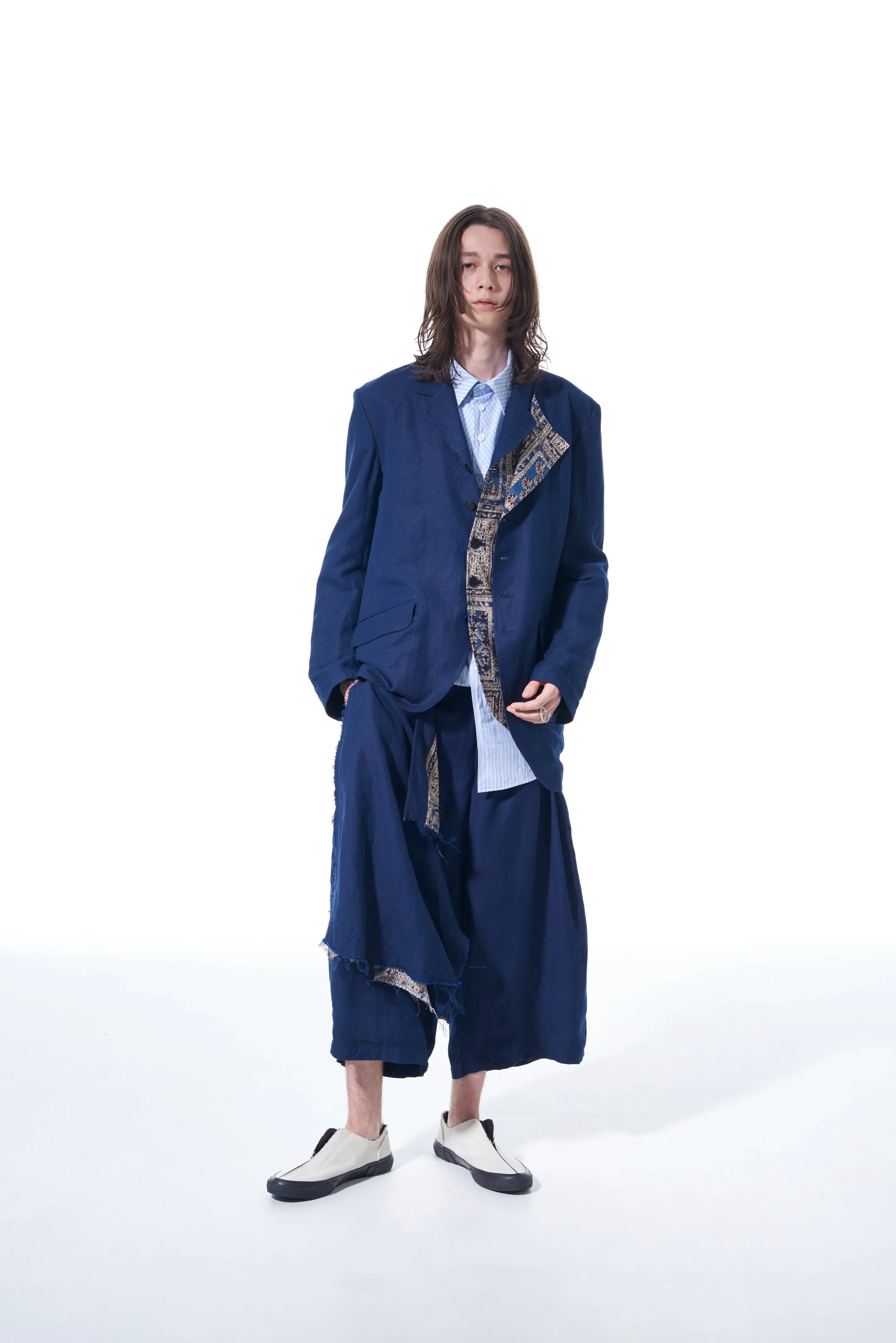 LINEN/RAYON EASY CLOTH INDIAN BLOCK SQUARE PRINT JACKET WITH DOUBLE-TAILORED LEFT FRONT