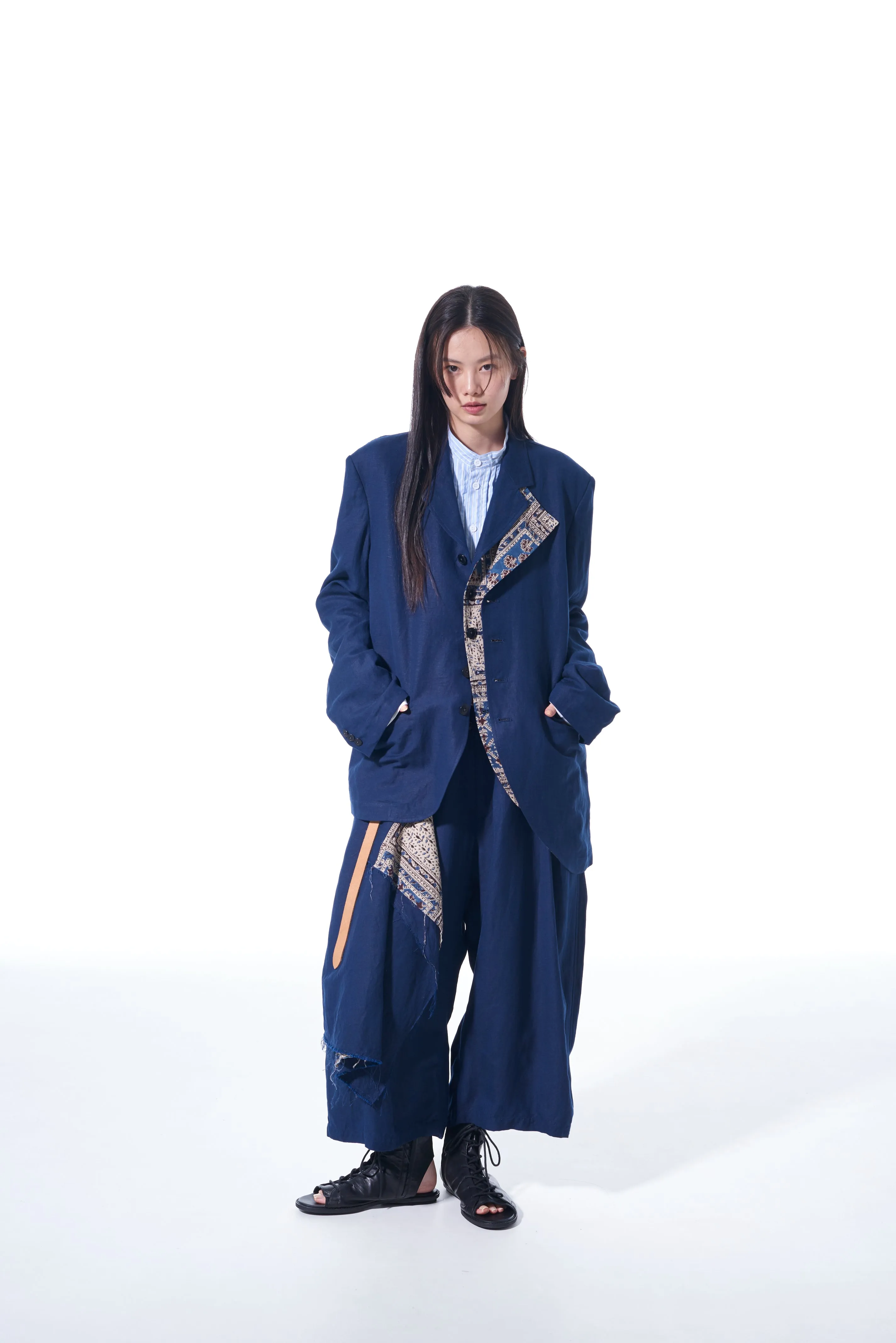 LINEN/RAYON EASY CLOTH INDIAN BLOCK SQUARE PRINT JACKET WITH DOUBLE-TAILORED LEFT FRONT